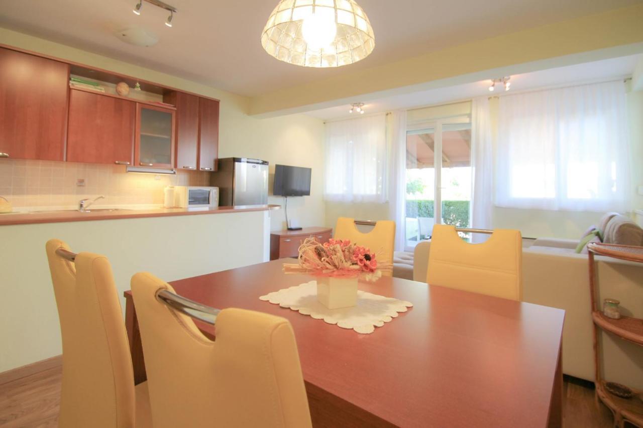 Roko Apartamento Novigrad Istria Exterior foto